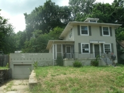 Pre-foreclosure in  HIGHLAND AVE Kansas City, MO 64131