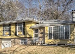 Pre-foreclosure Listing in BEACON AVE KANSAS CITY, MO 64134