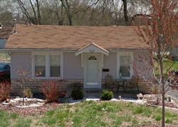 Pre-foreclosure in  RIDGEWAY AVE Saint Louis, MO 63114
