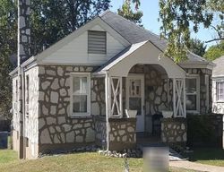Pre-foreclosure in  CLAREMORE DR Saint Louis, MO 63121