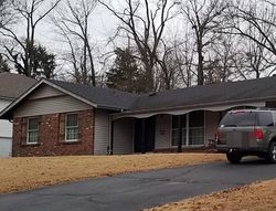 Pre-foreclosure in  LAKE CONSTANCE DR Saint Louis, MO 63146