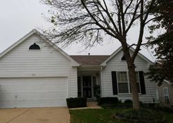 Pre-foreclosure in  HICKORY CREST DR Ballwin, MO 63011