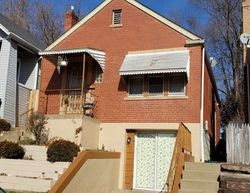 Pre-foreclosure Listing in SHERRY AVE SAINT LOUIS, MO 63136