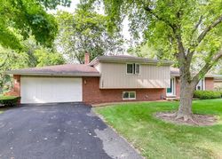 Pre-foreclosure in  N DENISE AVE Palatine, IL 60074