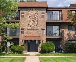 Pre-foreclosure Listing in W BRANDON CT UNIT 31 PALATINE, IL 60067