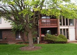 Pre-foreclosure Listing in GARDEN CIR APT 5 STREAMWOOD, IL 60107