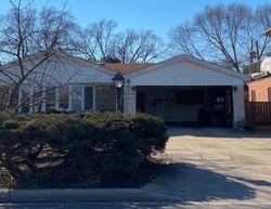 Pre-foreclosure in  KEYSTONE AVE Skokie, IL 60076