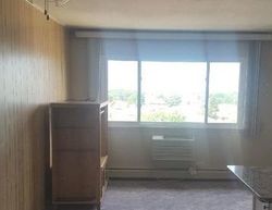 Pre-foreclosure in  N CHESTER AVE UNIT 406W Chicago, IL 60656