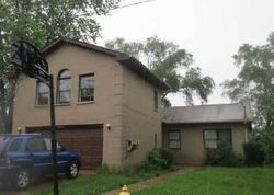 Pre-foreclosure Listing in W PALMER AVE MELROSE PARK, IL 60164