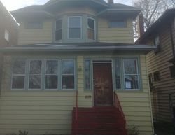 Pre-foreclosure in  N SACRAMENTO AVE Chicago, IL 60625