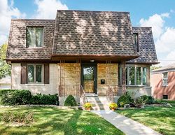 Pre-foreclosure in  CANTERBURY ST Westchester, IL 60154