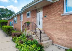 Pre-foreclosure Listing in NORTHGATE AVE RIVERSIDE, IL 60546