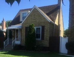 Pre-foreclosure in  S MASSASOIT AVE Chicago, IL 60638