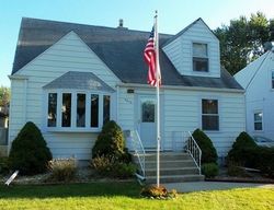 Pre-foreclosure in  W 88TH ST Oak Lawn, IL 60453
