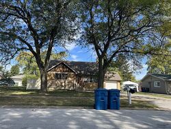 Pre-foreclosure Listing in W 88TH PL OAK LAWN, IL 60453