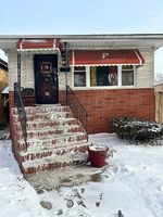 Pre-foreclosure in  S WALLACE ST Chicago, IL 60620