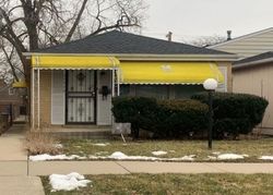 Pre-foreclosure in  S HERMOSA AVE Chicago, IL 60643