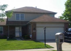 Pre-foreclosure Listing in LOCKRIDGE AVE OAK FOREST, IL 60452