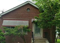 Pre-foreclosure in  S WABASH AVE Riverdale, IL 60827