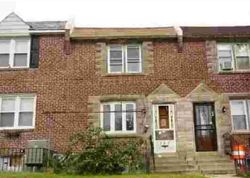 Pre-foreclosure Listing in GOLF RD DARBY, PA 19023