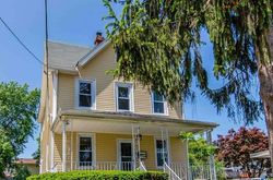  Mary St, Drexel Hill PA