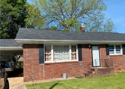 Pre-foreclosure in  LEDBETTER ST Greenville, SC 29611
