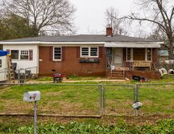 Pre-foreclosure in  LYNHURST DR Greenville, SC 29611