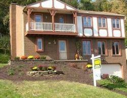 Pre-foreclosure in  GROUSE DR Elizabeth, PA 15037