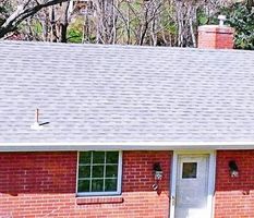 Pre-foreclosure in  LAKESIDE DR Allison Park, PA 15101
