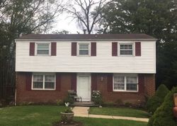 Pre-foreclosure Listing in COLONIAL VILLAGE DR PITTSBURGH, PA 15235