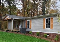 Pre-foreclosure Listing in WILLIS FARM RD CLOVER, SC 29710