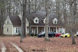 Pre-foreclosure in  OLD RIDGE RD Beaverdam, VA 23015