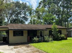 Pre-foreclosure in  AUDUBON DR Savannah, GA 31415