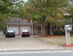 Pre-foreclosure Listing in MEADOWS RD POWDER SPRINGS, GA 30127