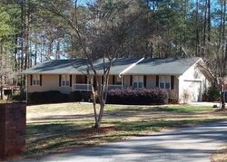 Pre-foreclosure Listing in NORTHWOODS RD SHARPSBURG, GA 30277