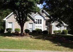 Pre-foreclosure Listing in MILFORD PL HOSCHTON, GA 30548