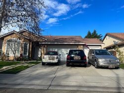 Pre-foreclosure in  RIVER OAKS DR Stockton, CA 95209