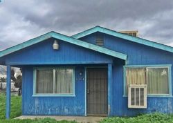 Pre-foreclosure Listing in E BEACON AVE TULARE, CA 93274