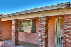 Pre-foreclosure Listing in PORTLAND AVE HESPERIA, CA 92345