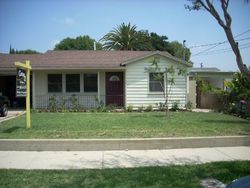Pre-foreclosure Listing in VINTAGE ST NORTH HILLS, CA 91343