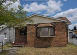Pre-foreclosure Listing in WATSON AVE BELLE, WV 25015