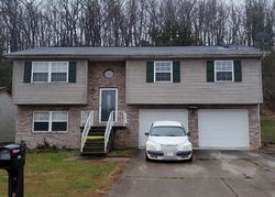 Pre-foreclosure Listing in GERONIMO DR SAINT ALBANS, WV 25177