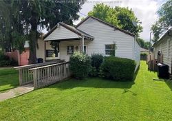 Pre-foreclosure in  BOONE ST Saint Albans, WV 25177