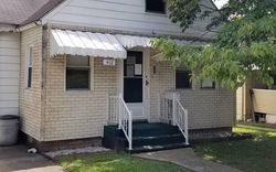 Pre-foreclosure in  SPRING ST Saint Albans, WV 25177