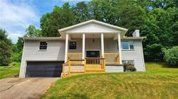 Pre-foreclosure in  SUNRISE LN Charleston, WV 25313