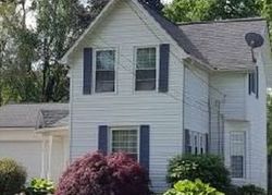 Pre-foreclosure in  W TEMPERANCE RD Temperance, MI 48182