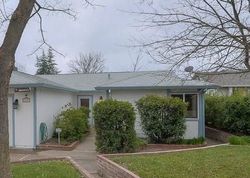 Pre-foreclosure in  STANFORD OAK DR Sacramento, CA 95842