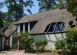 Pre-foreclosure in  SPOONWOOD DR Humble, TX 77346
