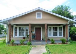 Pre-foreclosure in  WOODLAND AVE Fort Worth, TX 76110