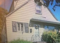 Pre-foreclosure Listing in DIVISION ST HEWLETT, NY 11557